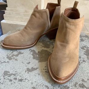 Jeffrey Campbell Fontana Suede Ankle Boot size 8